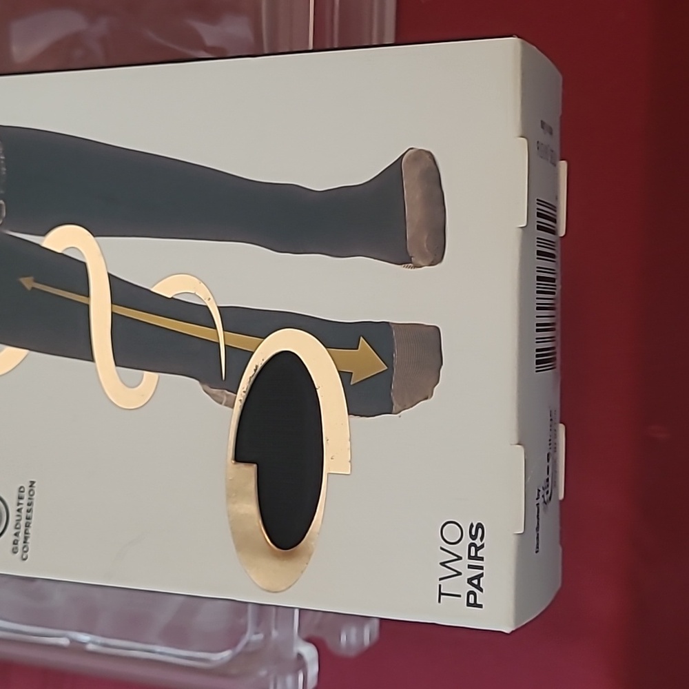 Compression socks - Picture 3 of 4